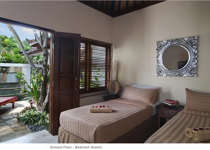 2br Senin - Minggu Villa Seminyak